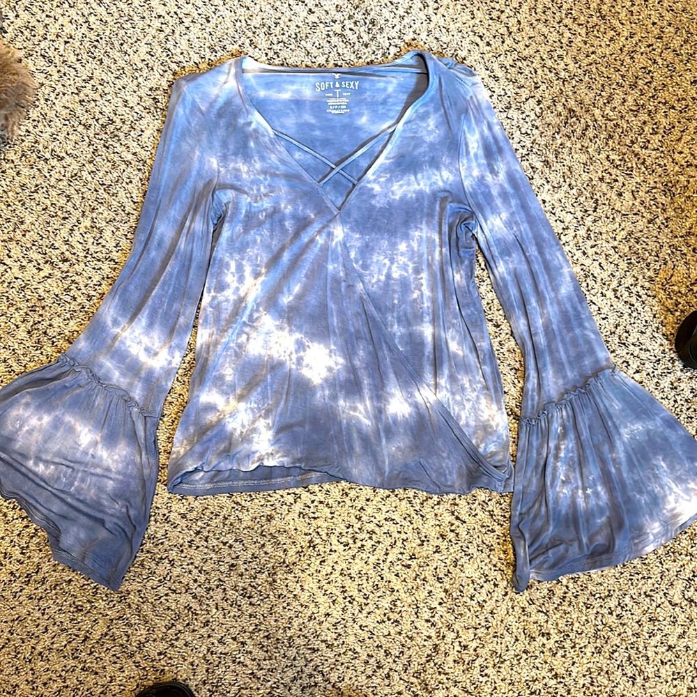 A&E Soft Longsleeve Top!